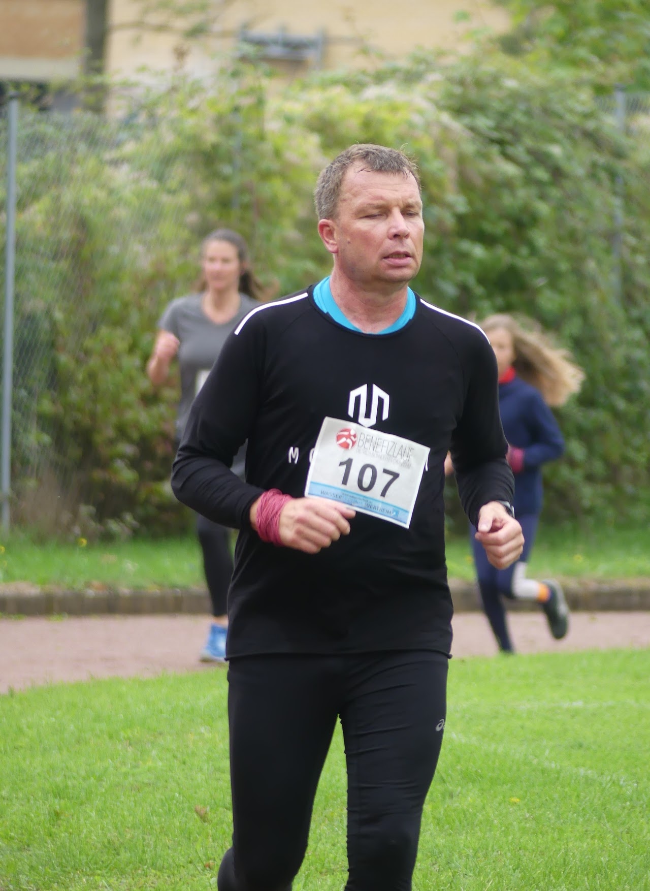 Bild vom 13. Benefizlauf im Jahr 2022. Dies ist das 433. Bild.